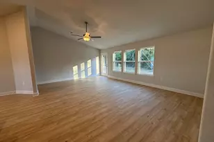 6131 Buckshot Dr, Crestview, FL 32539 - Photo 8