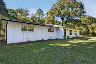 4734 Haybarn Rd, Holt, FL 32564 - Photo 1
