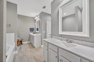 61b 6th St, Shalimar, FL 32579 - Photo 32