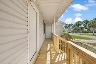 1600 Lahaina Ct, Gulf Breeze, FL 32563 - Photo 8