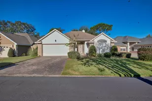 924 Shalimar Point Dr, Shalimar, FL 32579 - Photo 1