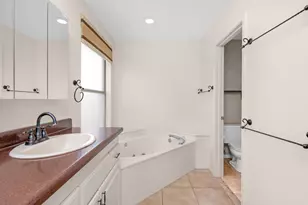 924 Shalimar Point Dr, Shalimar, FL 32579 - Photo 20