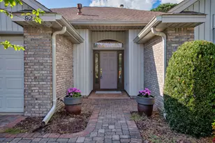 924 Shalimar Point Dr, Shalimar, FL 32579 - Photo 1