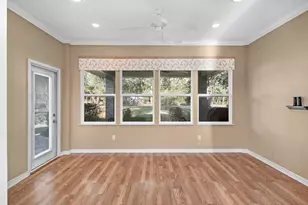 924 Shalimar Point Dr, Shalimar, FL 32579 - Photo 14