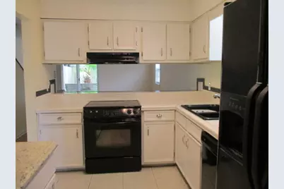 333 Woodham Court, Fort Walton Beach, FL 32547 - Photo 4