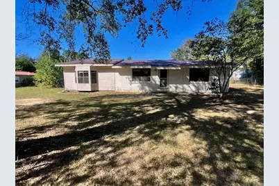 62 Bayview Drive, Paxton, FL 32567 - Photo 1