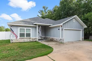 736 Commanche St, Fort Walton Beach, FL 32547 - Photo 2