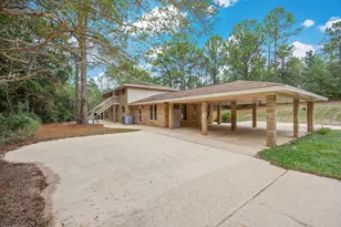 6070 W Dogwood Dr, Crestview, FL 32536 - Photo 4