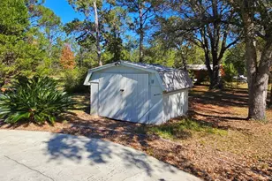 4017 Bear Creek Rd, Crestview, FL 32539 - Photo 22