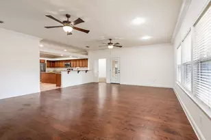 2159 Bayshore Dr, Niceville, FL 32578 - Photo 8