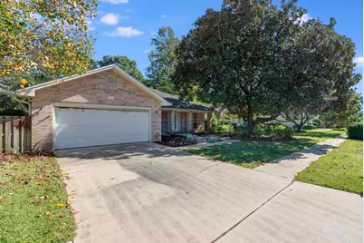 54 Hillcrest Drive, Shalimar, FL 32579 - Photo 1