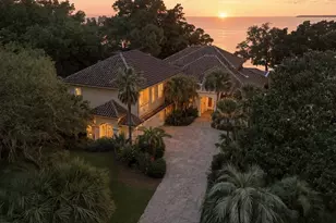 923 Lido Circle, Niceville, FL 32578 - Photo 8
