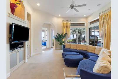 923 Lido Circle, Niceville, FL 32578 - Photo 16