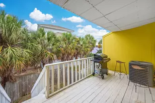 8468 Gulf Blvd, Navarre, FL 32566 - Photo 8