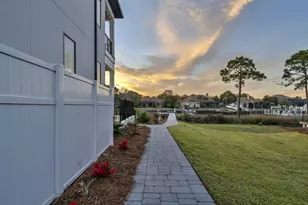 330 Kelly Plantation Dr, Destin, FL 32541 - Photo 8