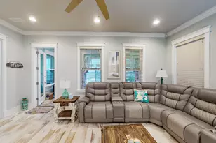 1422 Seaside Cir, Navarre, FL 32566 - Photo 4