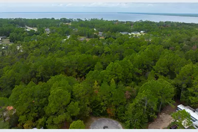 2960 Sherwood Drive, Navarre, FL 32566 - Photo 8