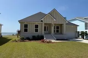 4983 Soundside Dr, Gulf Breeze, FL 32563 - Photo 2