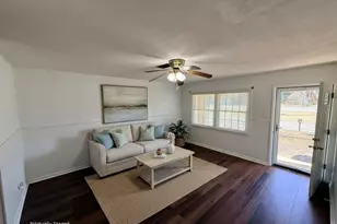 1008 S Palm Blvd, Niceville, FL 32578 - Photo 1