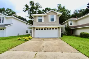 6218 Cottage Woods Dr, Milton, FL 32570 - Photo 4