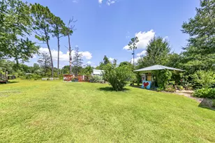 90 Jones Dr, Freeport, FL 32439 - Photo 1