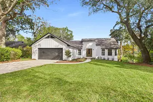 211 E Dominica Circle, Niceville, FL 32578 - Photo 1