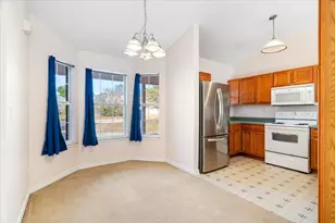 4640 Bobolink Way, Crestview, FL 32539 - Photo 6