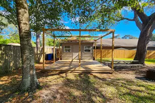 1200 Forest Heights Rd, Fort Walton Beach, FL 32547 - Photo 8