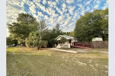 120 N Davis Lane, Defuniak Springs, FL 32433 - Photo 2