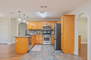 516 Blue Pond Cir, Ponce de Leon, FL 32455 - Photo 14