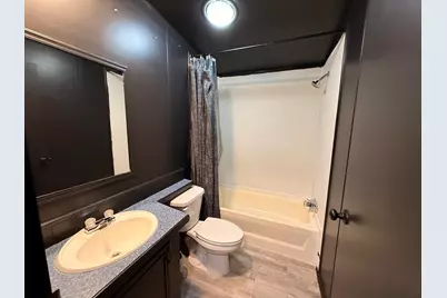 300 Ridgewood Avenue, Mary Esther, FL 32569 - Photo 10