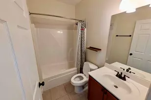 204B Spencer Pl, Niceville, FL 32578 - Photo 10
