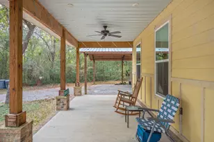 276 Squirrel Rd, Defuniak Springs, FL 32433 - Photo 8