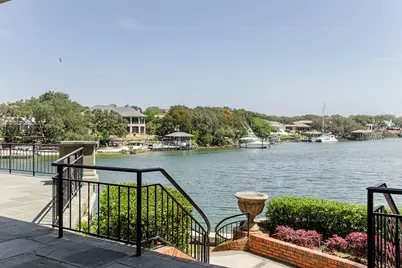 204 Laura Lane, Gulf Breeze, FL 32561 - Photo 20