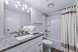 660 Nautilus Ct, Fort Walton Beach, FL 32548 - Photo 24