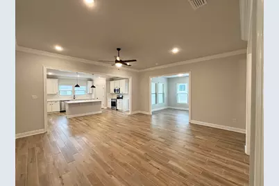 303 E Tweet Street, Freeport, FL 32439 - Photo 6