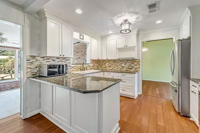 655 NE Merioneth Drive, Fort Walton Beach, FL 32547 - Photo 16
