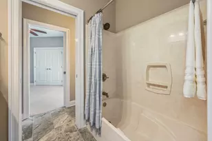 16 Plantation Oaks Dr, Mary Esther, FL 32569 - Photo 46