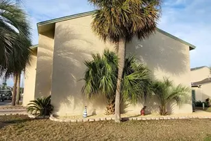 103 W Leslie Ln, Panama City Beach, FL 32407 - Photo 14