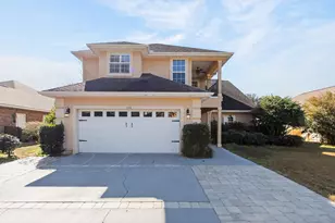 4196 Mossy Cove Ct, Niceville, FL 32578 - Photo 2