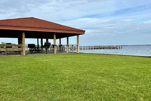 7453 Sunset Harbor Dr, Navarre, FL 32566 - Photo 40