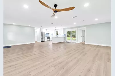 425 Stahlman Avenue, Destin, FL 32541 - Photo 10