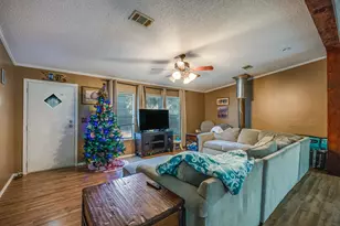 1953 Cotton Creek Rd, Baker, FL 32531 - Photo 4