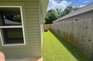 89 Hawkins Rd, Fort Walton Beach, FL 32547 - Photo 12