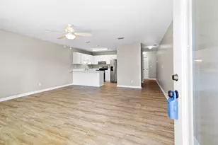 17642 Front Beach Rd, Panama City Beach, FL 32413 - Photo 2