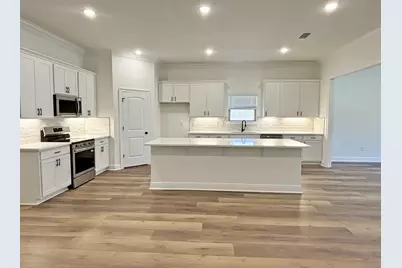 2731 Louis Circle, Crestview, FL 32536 - Photo 4