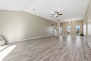 5212 Moore Loop, Crestview, FL 32536 - Photo 10