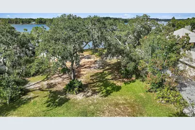 448 Holly Point Road, Freeport, FL 32439 - Photo 2