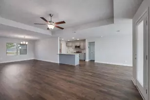 5839 Crestlake Dr, Crestview, FL 32536 - Photo 4