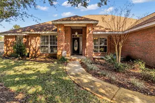 4009 Lauren Ct, Destin, FL 32541 - Photo 2